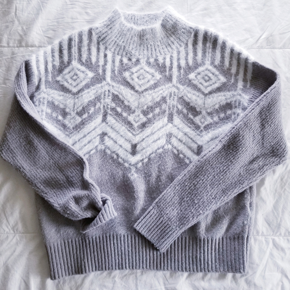 Beige + White Sweater ◇ Soft Longsleeve Top